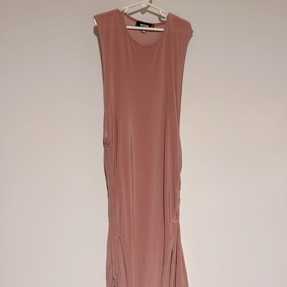 Missguided High Neck Ruched Dress - Picture 5 of 9